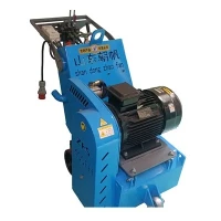 Selbstfahrende Fräsmaschine